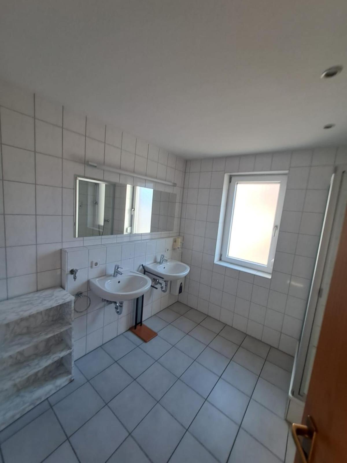 Hotel Gasthof Hirschkeller Göppingen Esterno foto